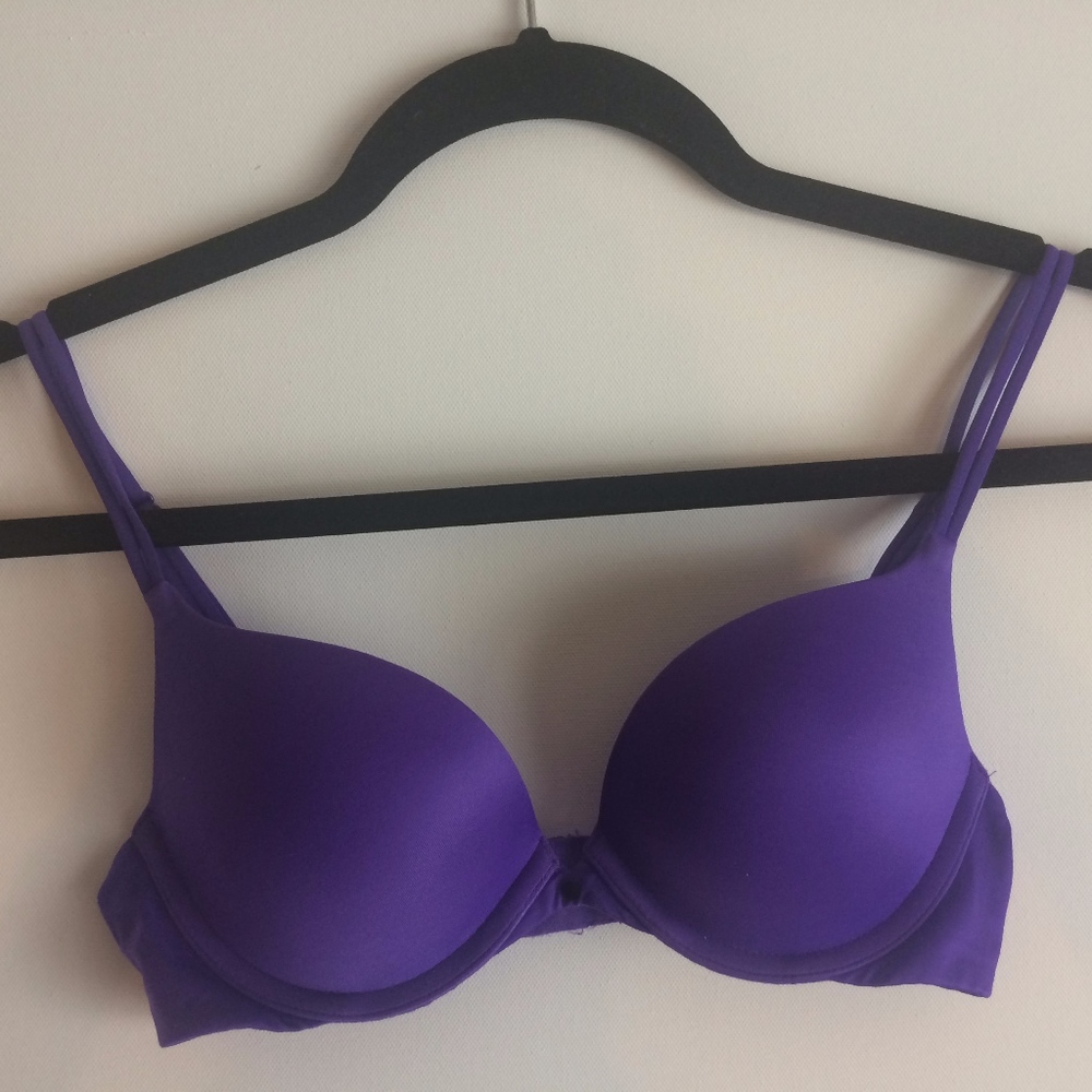 Victoria's Secret "Very Sexy Pushup" Bra 32B